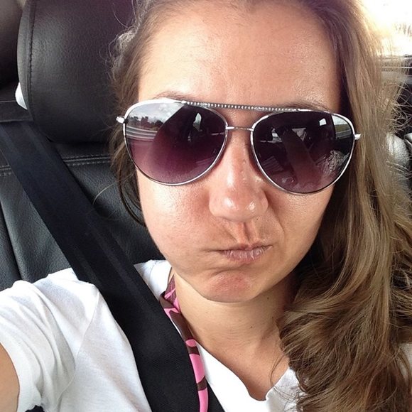 Meet your Posher, Ewa - Picture 1 of 1